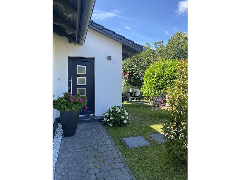 Ferienwohnung mit 1 Schlafzimmer in Kluis, Rügen