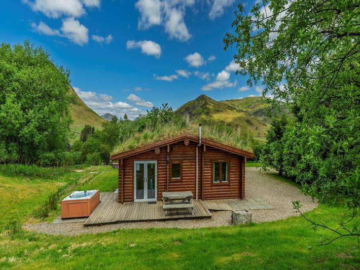 Ferienhaus für 4 Personen, mit Sauna und Whirlpool sowie Garten - 1
