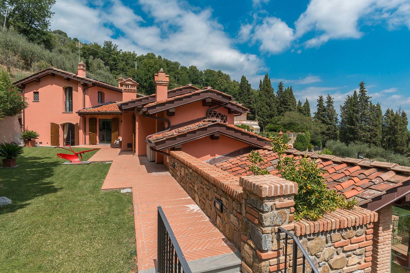 Villa Le Panteraie with Pool and Panoramic Views in Montecatini-Terme, Pistoia Province