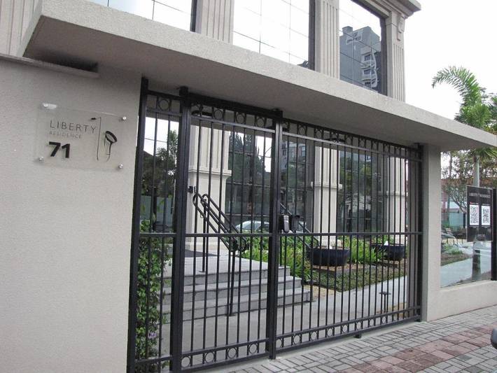 Gîte pour 3 personnes, avec jardin ainsi que terrasse et piscine, animaux acceptés à Joinville