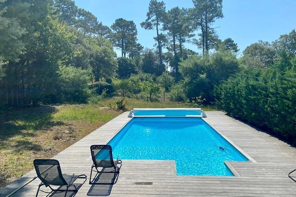 Villa avec piscine chauffée au Pyla sur Mer in Le Moulleau, La Teste-de-Buch