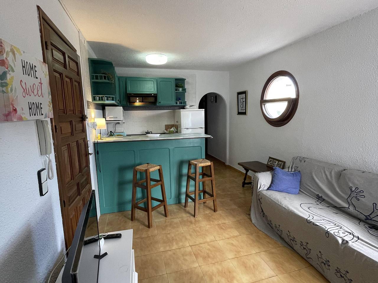 Apartamento entero, Apartamento T2 con Aire Acondicionado y Terraza en Miami Playa in Miami Platja, Miami Playa