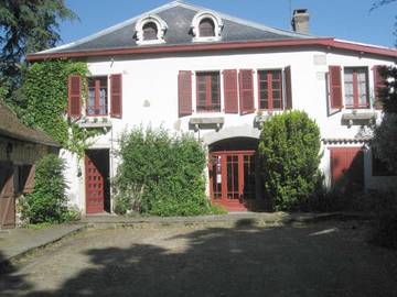 Chambre d’hôte pour 2 personnes, avec jardin ainsi que vue et terrasse à Salies-de-Béarn
