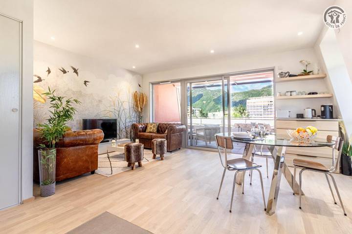 Gîte pour 2 personnes, avec terrasse à Aix-les-Bains - 2