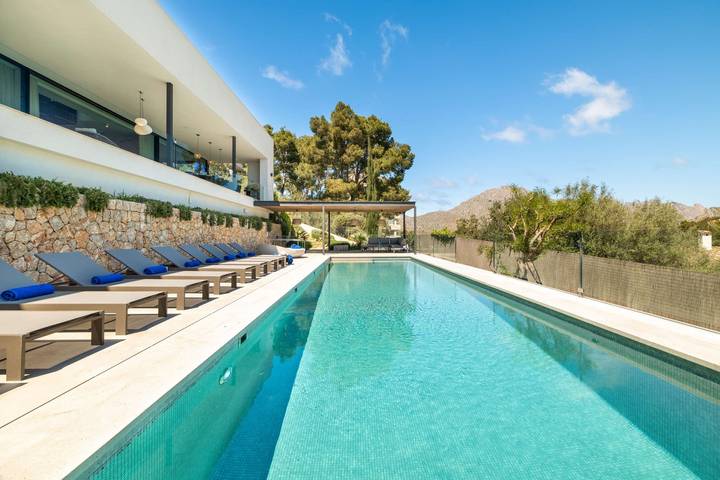 Villa für 12 Personen, mit Balkon und Whirlpool sowie Terrasse und Garten in Pollença - 3