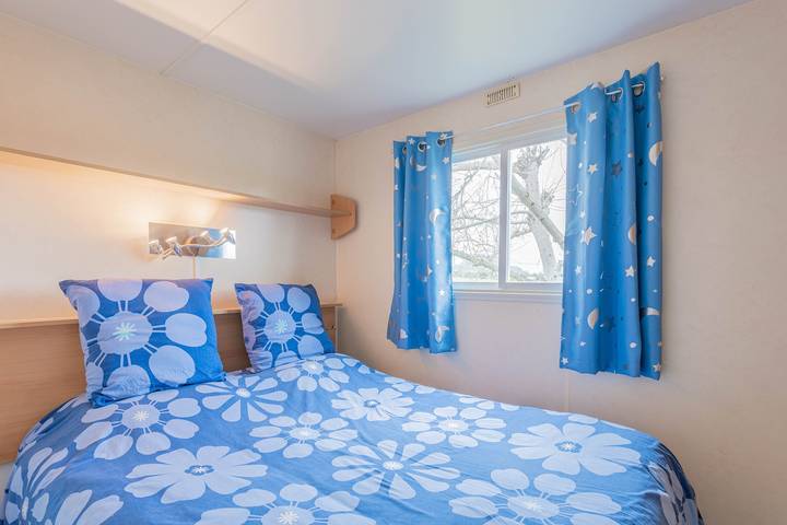 Camping pour 4 personnes, avec jardin et balcon à Roquebrune-sur-Argens - 3