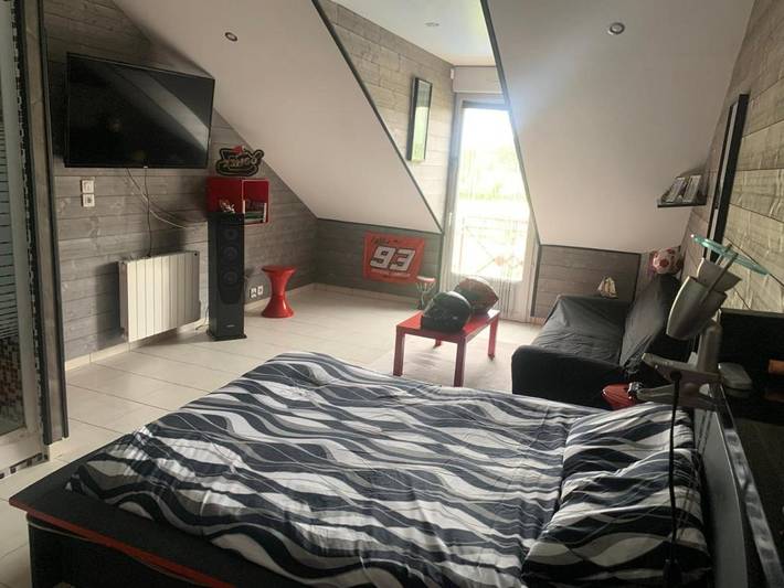 Location de vacances pour 18 personnes, avec jardin et piscine, animaux acceptés à Roézé-sur-Sarthe - 4