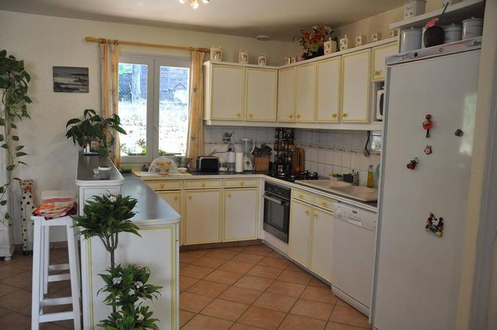 Location de vacances pour 6 personnes, avec vue ainsi que piscine et terrasse à Condat-sur-Vézère - 3