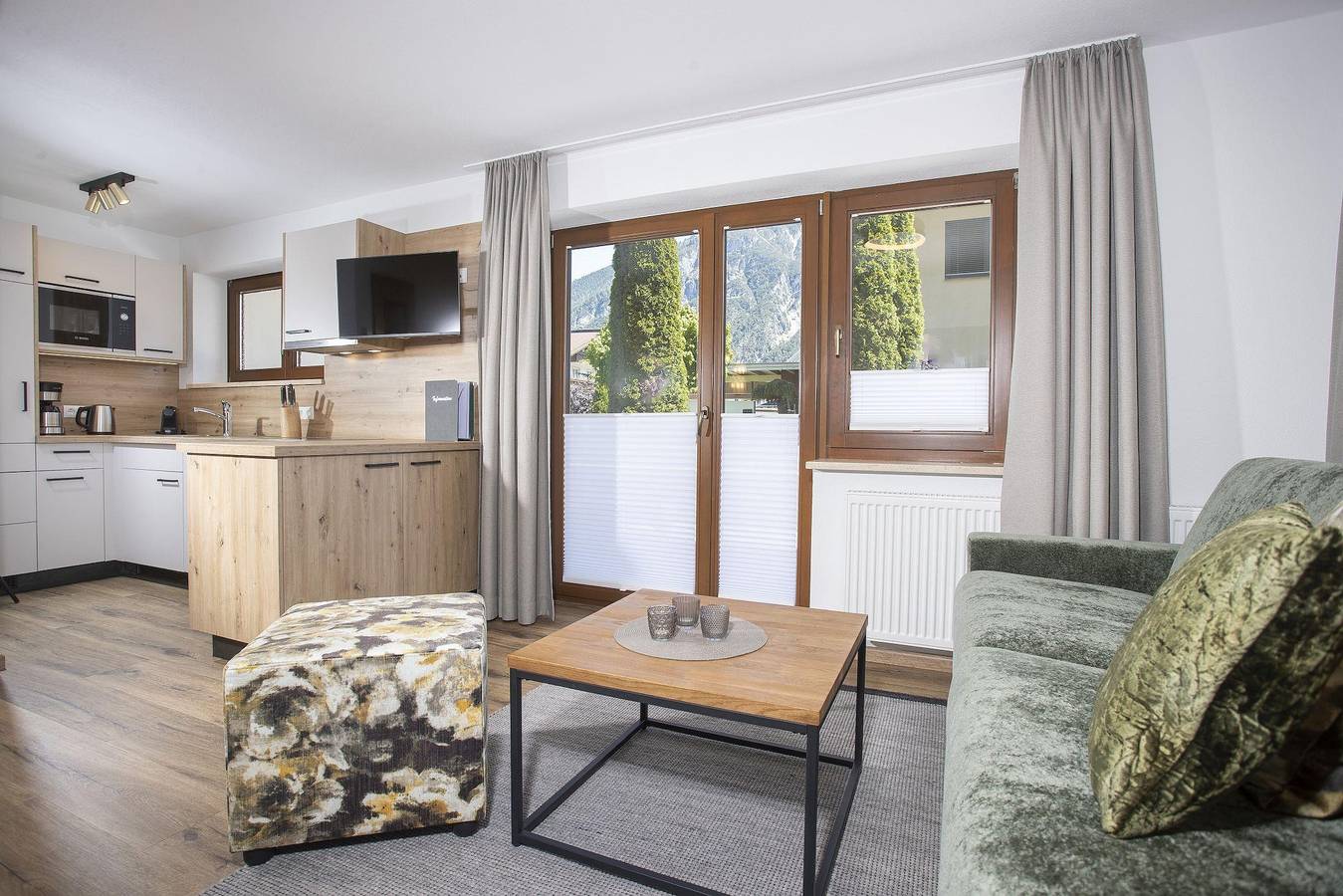 Geheel vakantieappartement, Ferienwohnung Alpenherz ca. 40m² in Pertisau, Eben am Achensee
