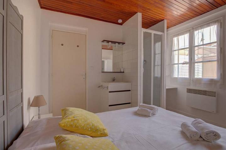 Maison d’hôte pour 2 personnes, avec jardin ainsi que vue et terrasse à Arcachon - 3