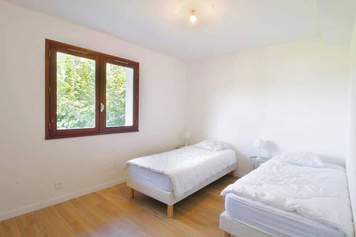 Location de vacances pour 8 personnes, avec Balcon à Viviers-du-Lac - 3