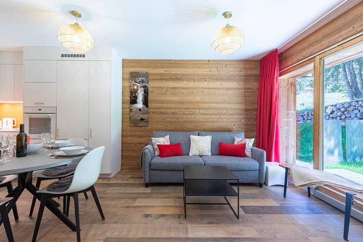 Ferienwohnung für 6 Personen, mit Whirlpool und Terrasse sowie Garten und Sauna in Anniviers