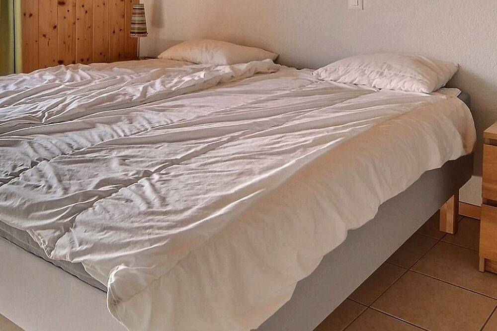 Ganze Wohnung, Sehr komfortable Wohnung für 4 Personen, Wohnzimmer mit Heizofen, Kochnische mit Geschirrspüler, 1 D in Grimentz, Anniviers