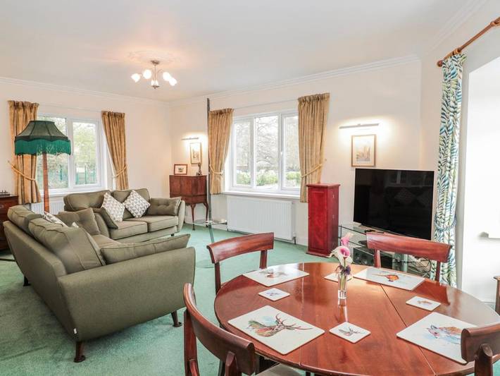 Appartement de vacances pour 4 personnes, avec jardin ainsi que vue et terrasse, animaux acceptés