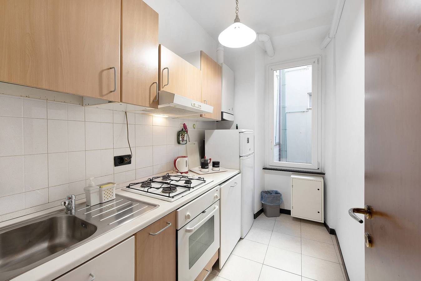 Entire apartment, Apartment 'Genova - A Due Passi Dall'acquario' with Wi-Fi and Air Conditioning in Genova (City), Genoa