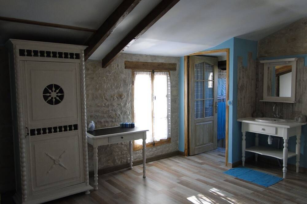 La Charmentaise B&B con encanto a las puertas de La Rochelle y Marais Poitevin in Andilly, Región de La Rochelle