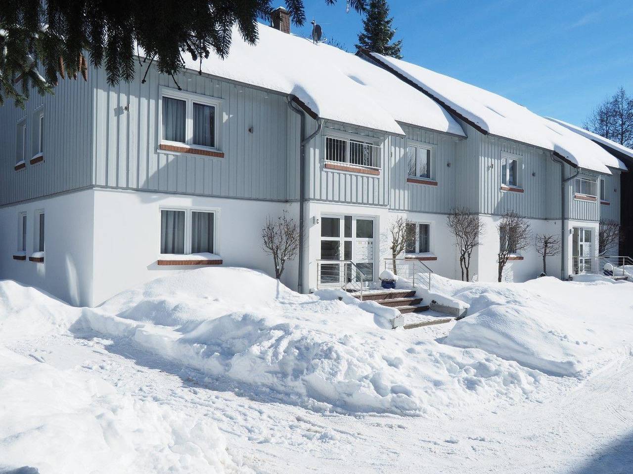 Hel ferielejlighed, Ferielejlighed for 4 personer med have in Braunlage, Harzvorland