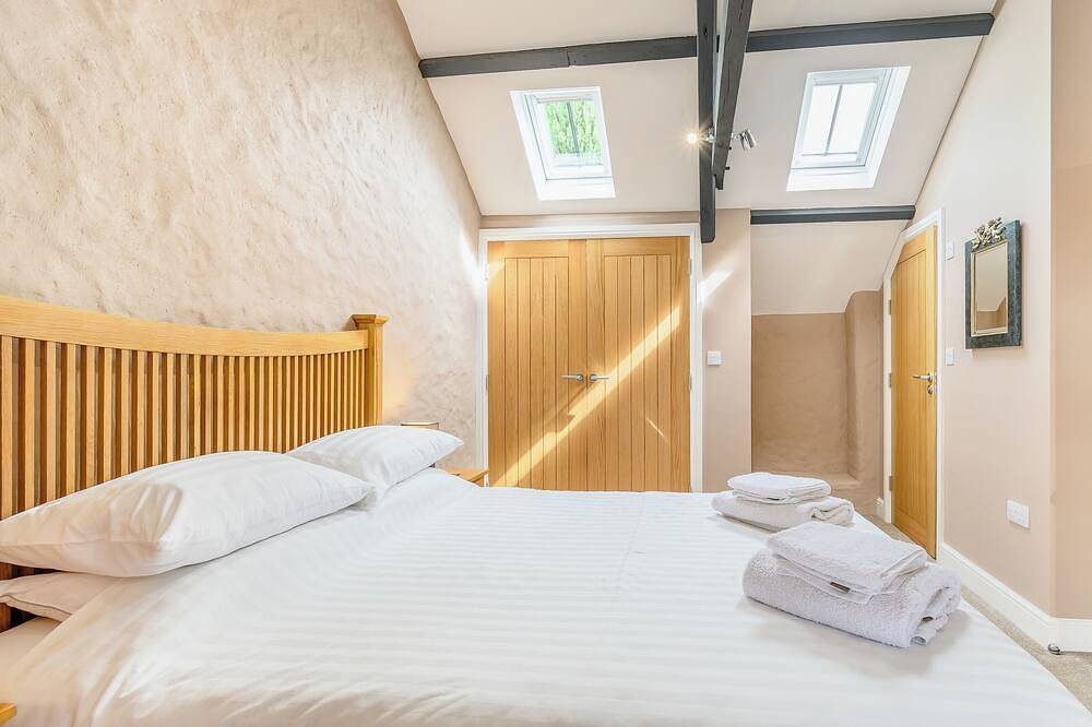 1 bedroom accommodation in Pembroke in Pembroke, Pembrokeshire