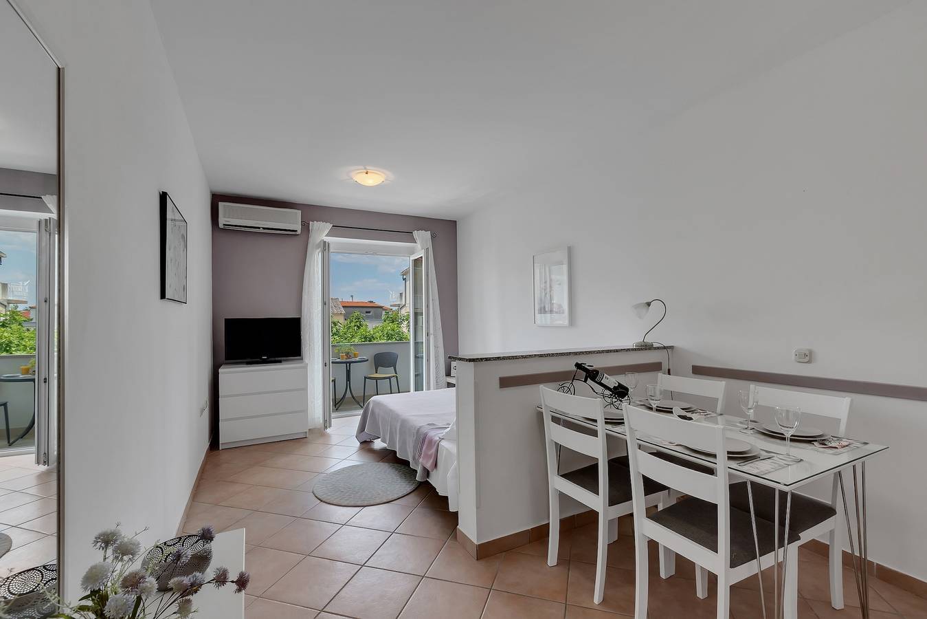 Ganze Wohnung, 1-Zimmer-Ferienwohnung mit Balkon Baska Voda, Makarska A-6707-a in Baska Voda, Makarska Riviera