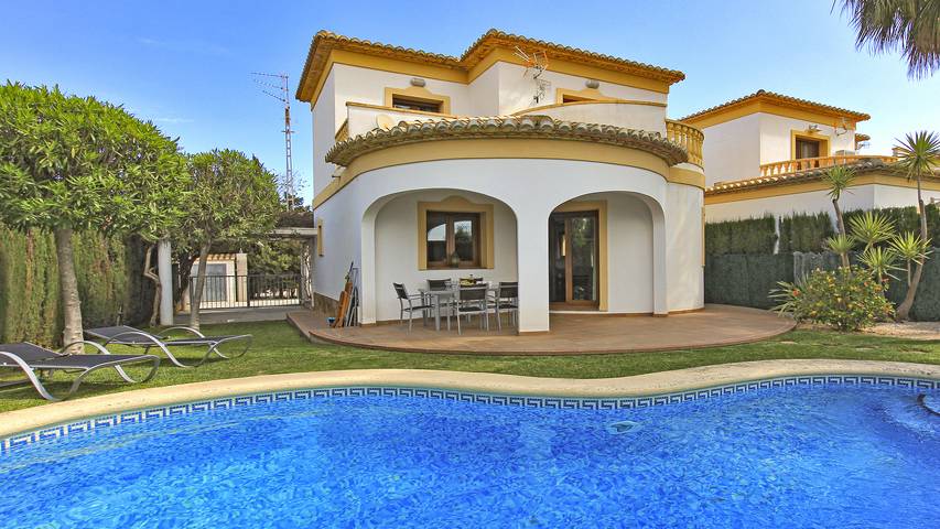 Villa pour 6 personnes, avec Balcon et Terrasse ainsi que Jardin et Piscine à El Palmar