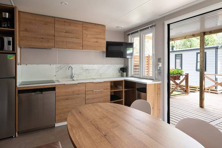Caravane pour 4 personnes, avec balcon/terrasse et terrasse à Le Bourg-d'Oisans - 3