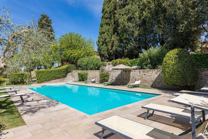 Casa vacanza per 6 persone, con Terrazza e Giardino a Lucignano