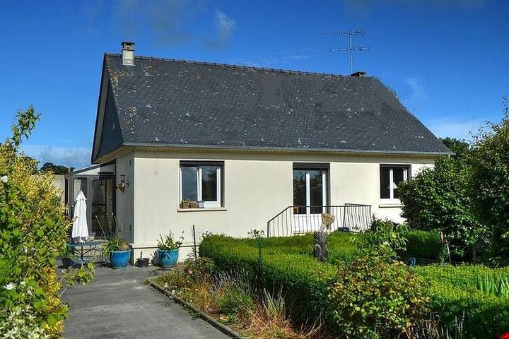 Ferienhaus für 4 Personen, mit Garten in Kerbors