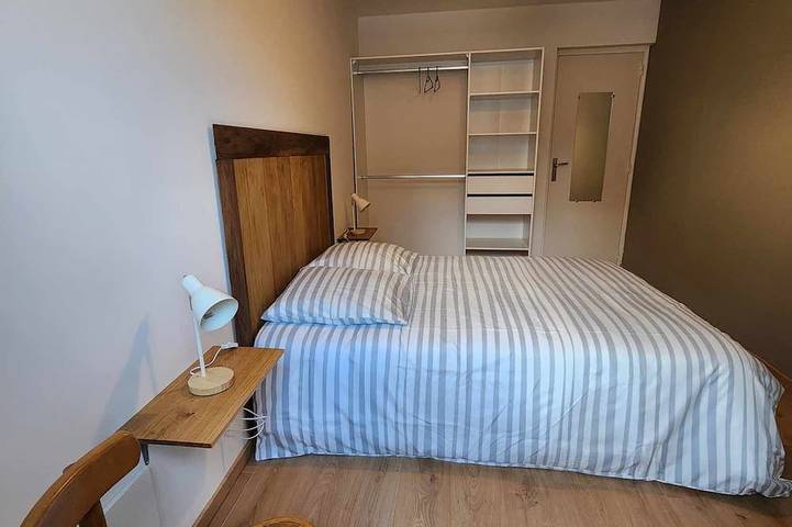 Location de vacances pour 7 personnes, avec jardin dans Ainay-le-Vieil - 2