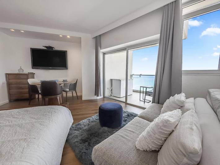 Appartement de vacances pour 3 personnes, avec terrasse et piscine