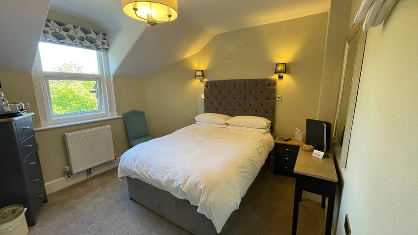 Chambre d’hôte pour 3 personnes, avec vue ainsi que jardin et terrasse dans Canterbury - 3