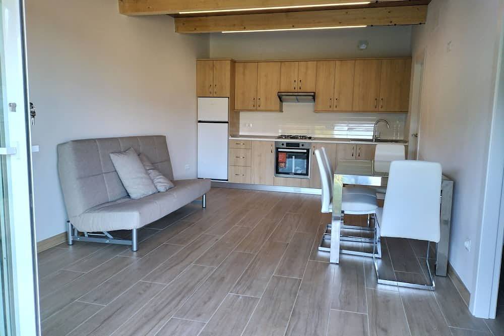 Entire apartment, Spacious apartment with hydromassage in the 2 bathrooms. 7 minutes from the beaches! in Marín, Rías Baixas