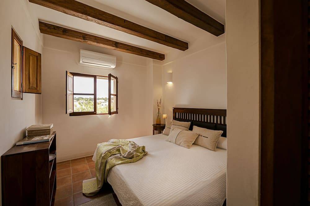 Can Noves-Fabulosa villa en zona céntrica y tranquila in San Francisco Javier, Formentera