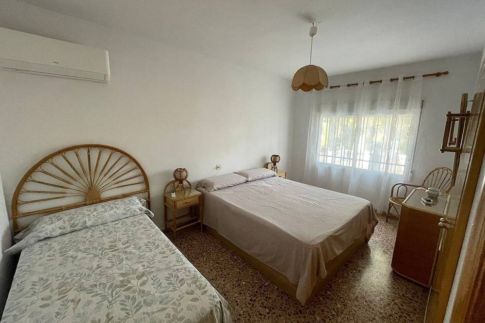 Chalet El Tochar in Torres Torres, Provincia de Valencia