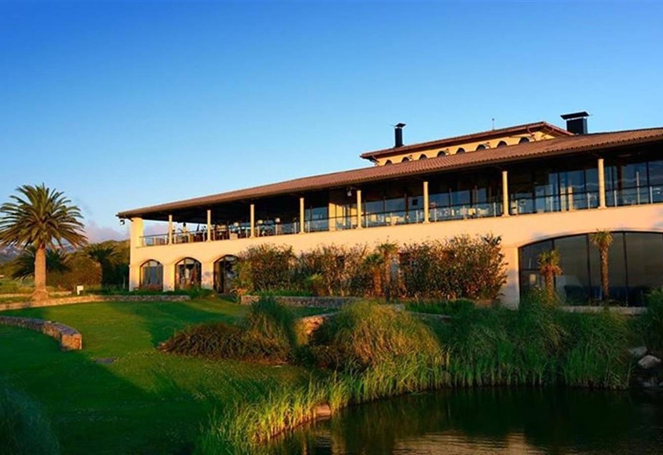 "Casa en la playa con piscina y port Aventura", aire acondicionado y Wi-Fi in Montroig, Costa Dorada