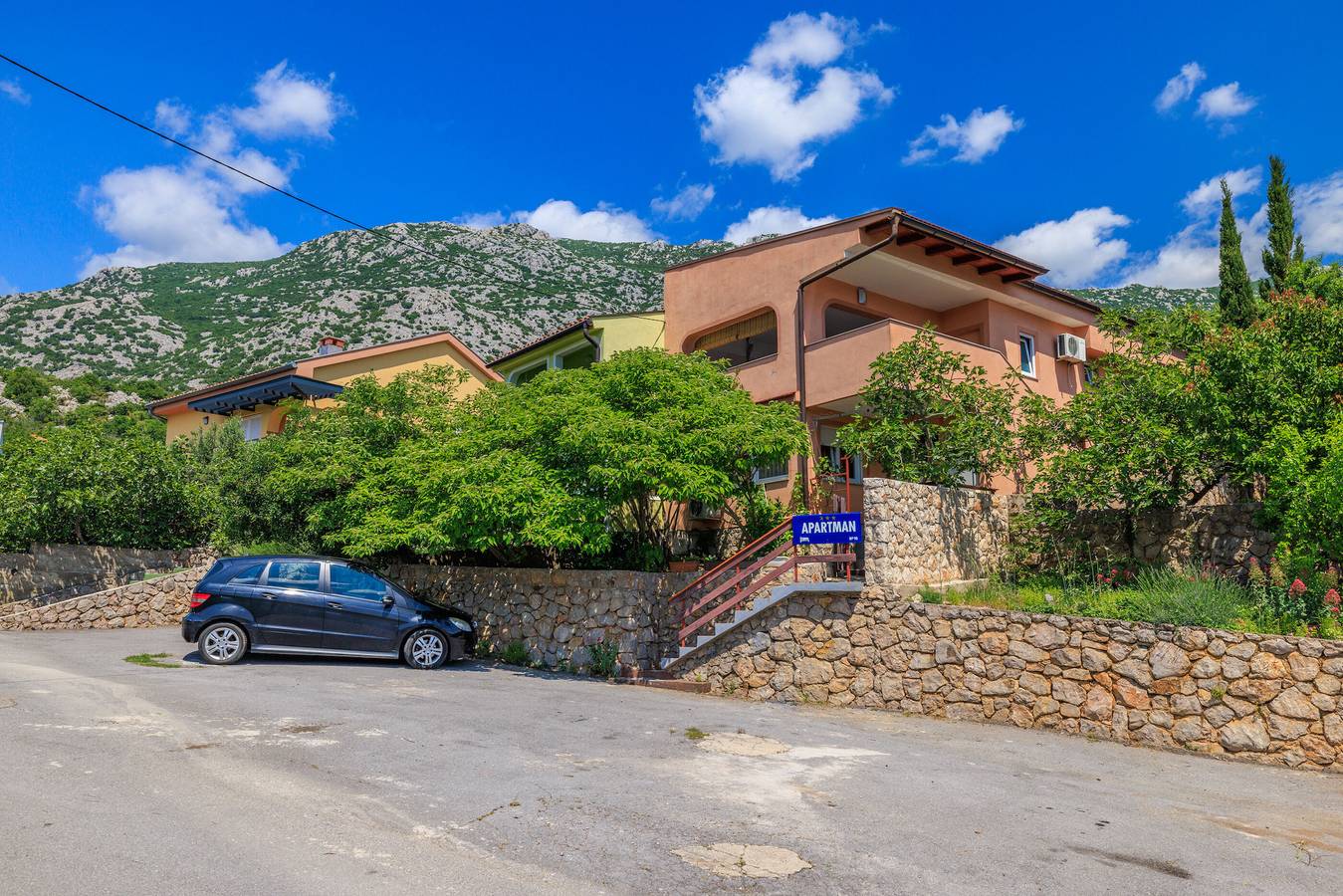Ganze Wohnung, Apartment Ivan in Cesarica, Naturpark Velebit