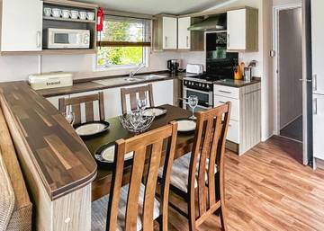 Caravan for 6 People in Shalfleet, Isle of Wight, Photo 3