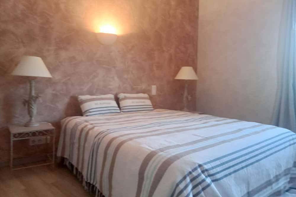 The charm of stone in Montfrin, Nimes region
