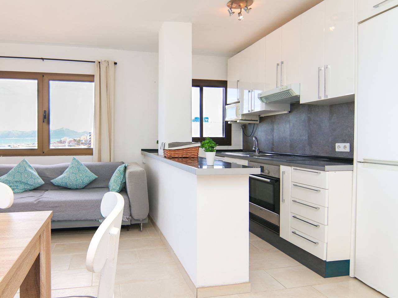 Entire apartment, Seafront apartment panoramic view - 4 guests in Can Picafort, Santa Margalida