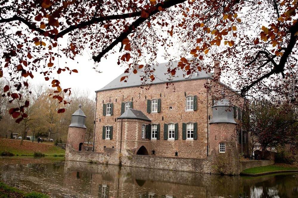 Family-Friendly Hideaway with Garden Views Close to GaiaZOO in Kerkrade, Parkstad Limburg