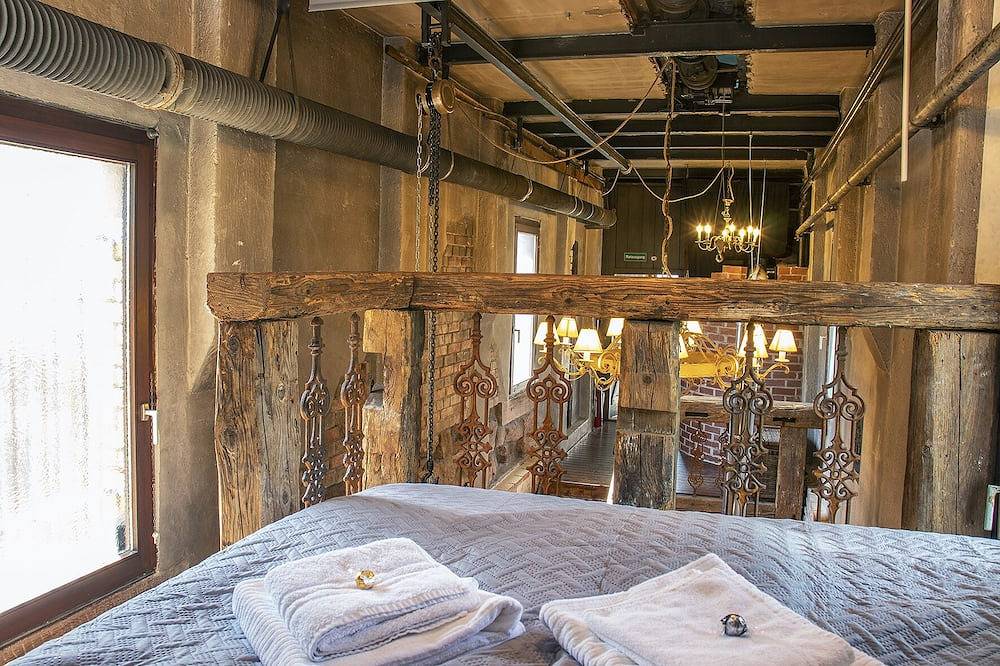 ※Historisches Stellwerk|Boxspringbett|90qm|Zentral※ in Lörrach, Südschwarzwald