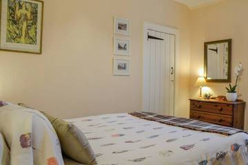 Log Cabin for 2 People in Pitlochry, Cairngorms National Park, Photo 2