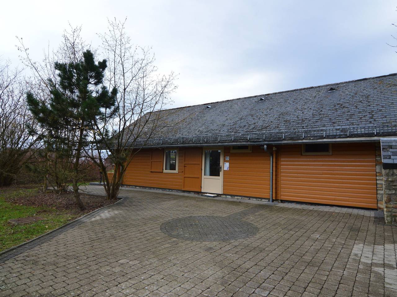 Schilderachtig chalet in Ovifat in Robertville (België), Weismes