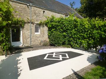 Gîte pour 6 personnes, avec jardin à Bieuzy