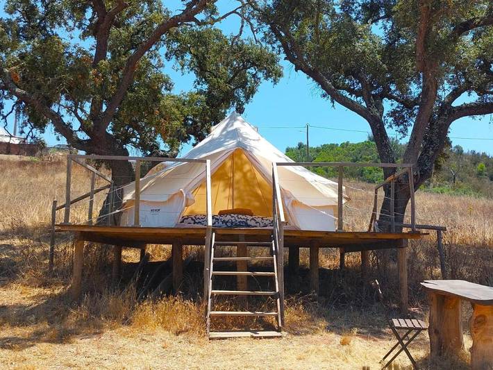 Glamping para 2 pessoas, com vista e jardim e ainda terraço no Alentejo