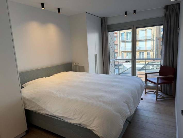 Ganze Wohnung, Waterfront apartment w/ beach access & balcony in Knokke-Heist, Belgische Küste