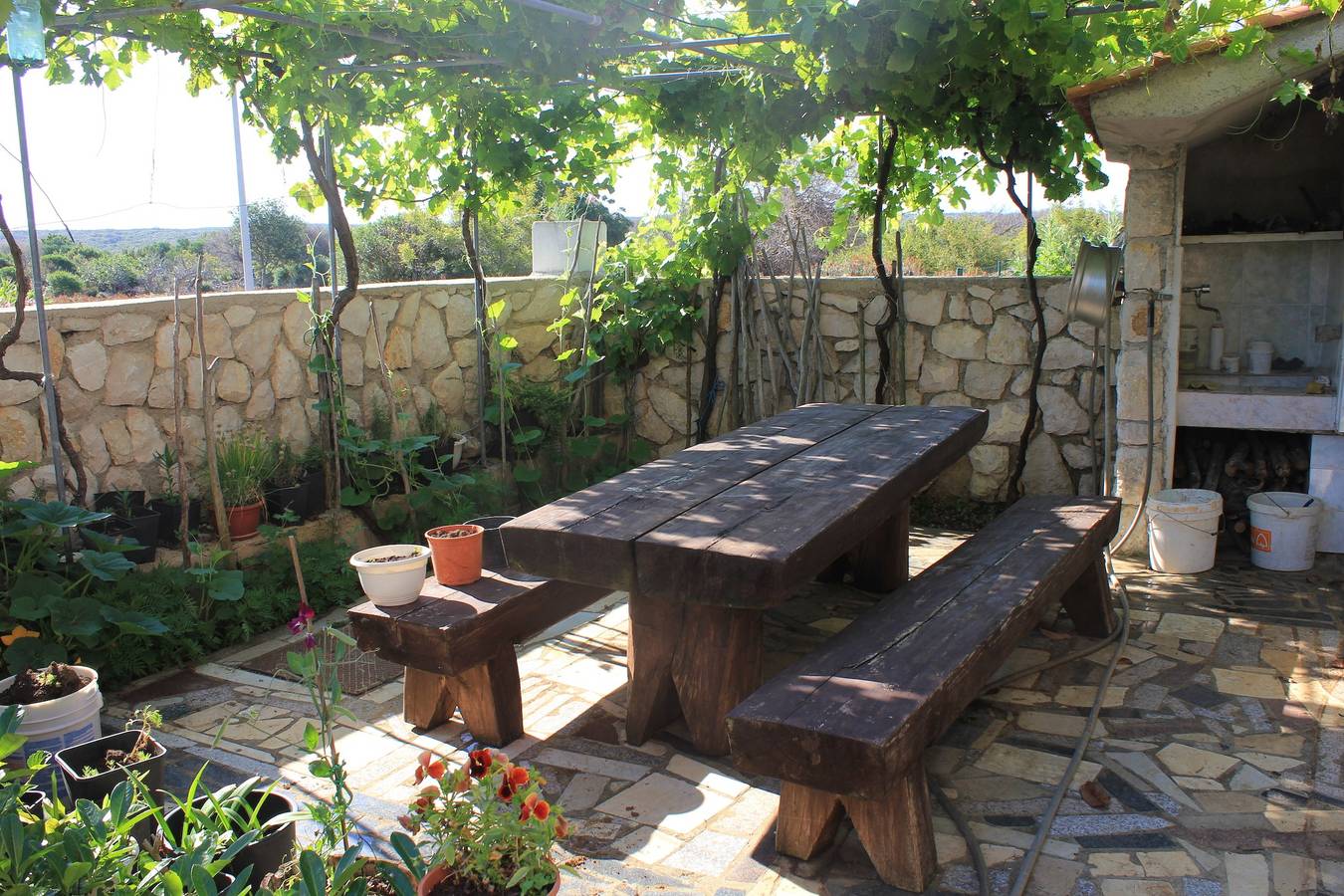 Ganze Wohnung, Studio Appartement mit Terrasse und Meerblick Punta kriza, Cres As-383-b in Lošinj, Cres