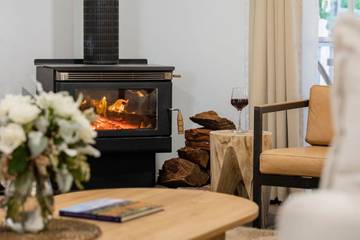 Holiday Home for 14 People in Shire of Yarra Ranges, Victoria, Photo 1