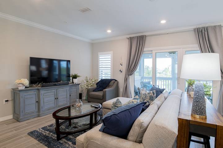 Ferienhaus für 6 Personen, mit Pool und Balkon sowie Whirlpool - 1