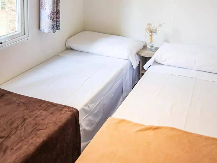 Camping La Torre Del Sol - Mobilhome 6 personnes - Cottage Palma 3 Pièces 4/6 Personnes Climatisé in Mont-roig del Camp, Costa Dorada