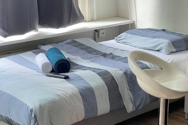 Ferienwohnung für 2 Personen, mit Haustier in Anne Frank Haus - 4